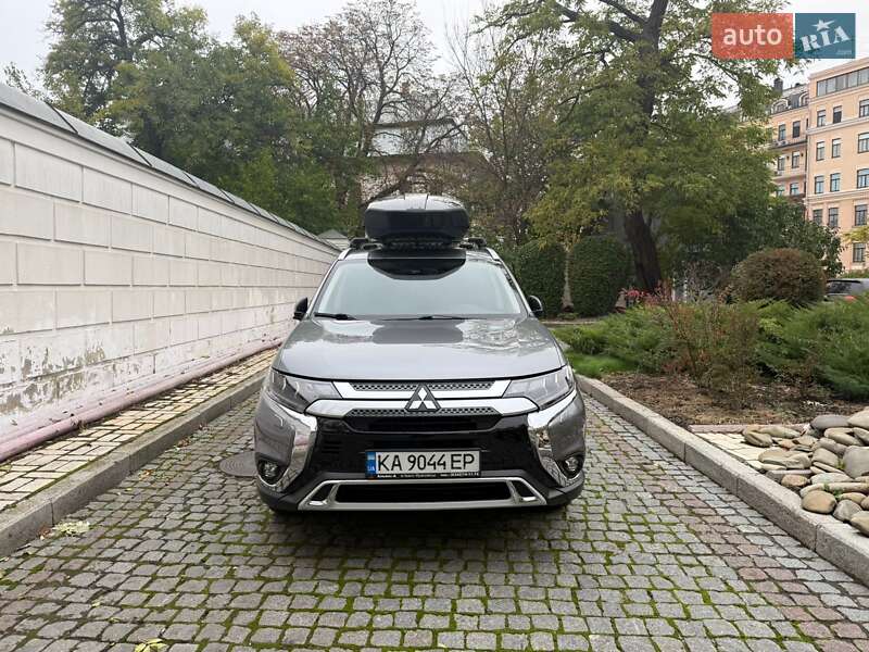 Позашляховик / Кросовер Mitsubishi Outlander 2021 в Києві фото 22 Позашляховик / Кросовер Mitsubishi Outlander 2021 в Києві