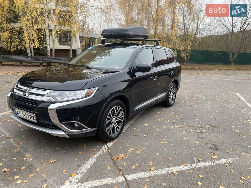Mitsubishi Outlander 2016