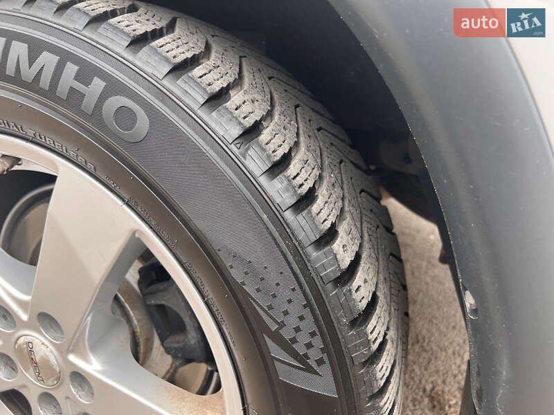 Внедорожник / Кроссовер Mitsubishi Outlander 2016 в Львове