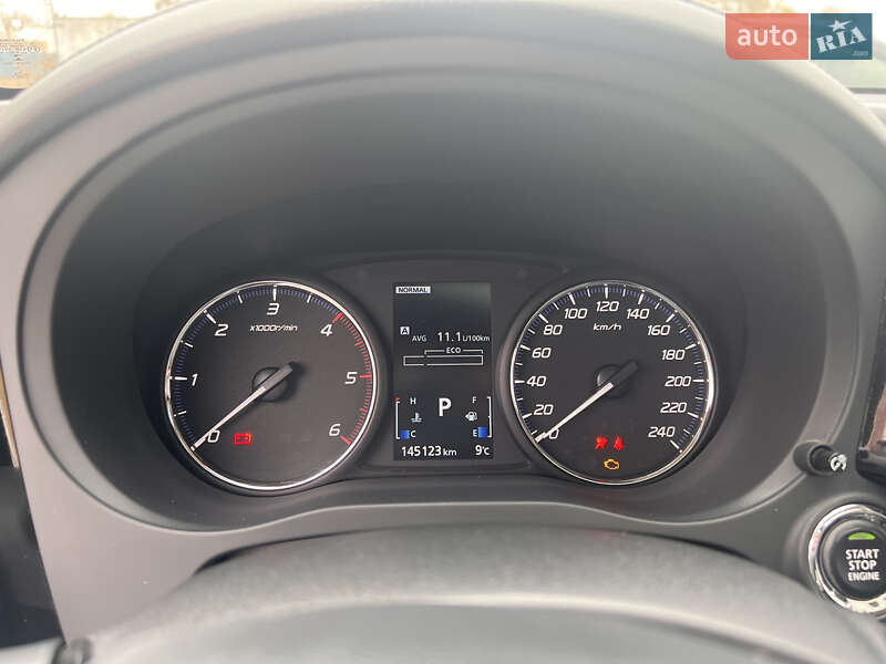 Внедорожник / Кроссовер Mitsubishi Outlander 2016 в Львове