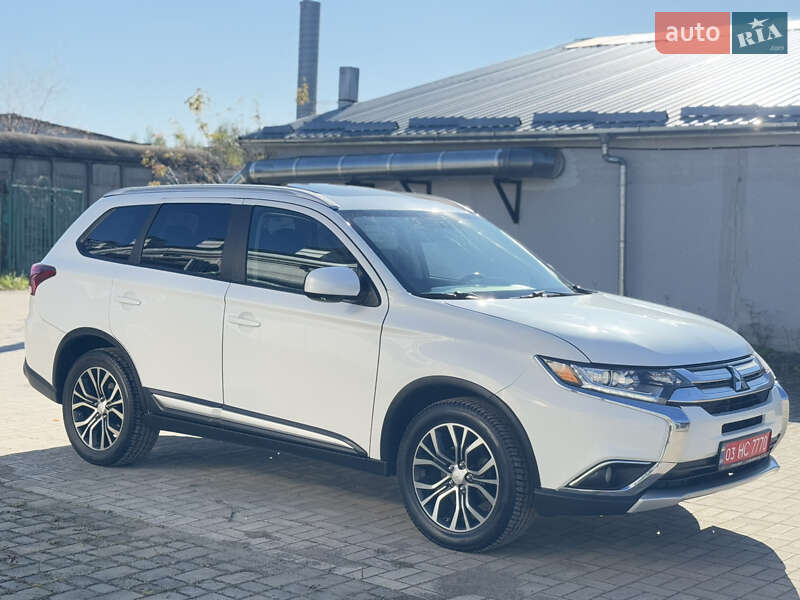 Позашляховик / Кросовер Mitsubishi Outlander 2016 в Ковелі фото 14 Позашляховик / Кросовер Mitsubishi Outlander 2016 в Ковелі