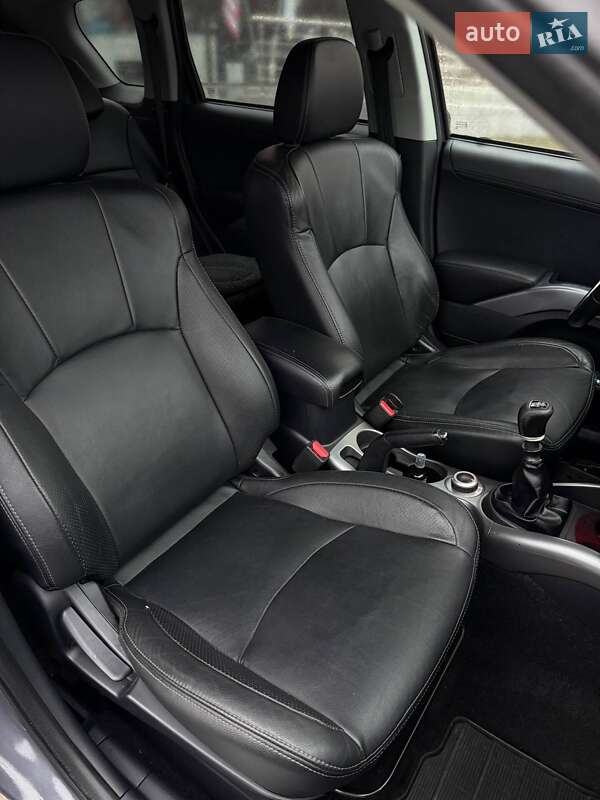 Позашляховик / Кросовер Mitsubishi Outlander 2012 в Чернівцях