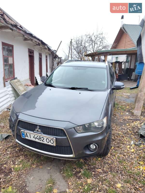 Внедорожник / Кроссовер Mitsubishi Outlander 2010 в Белой Церкви