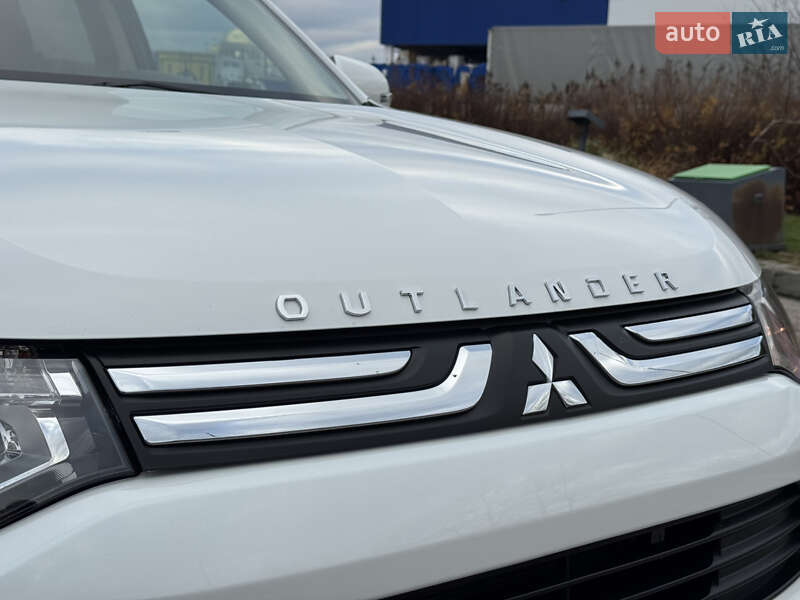 Внедорожник / Кроссовер Mitsubishi Outlander 2014 в Трускавце