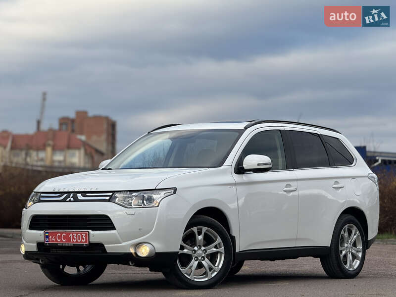Внедорожник / Кроссовер Mitsubishi Outlander 2014 в Трускавце
