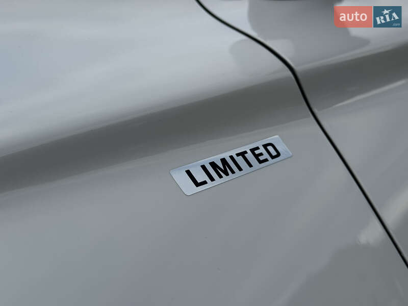 Внедорожник / Кроссовер Mitsubishi Outlander 2014 в Трускавце