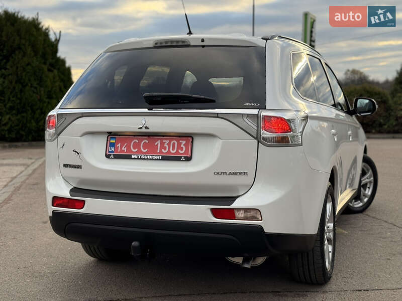 Внедорожник / Кроссовер Mitsubishi Outlander 2014 в Трускавце