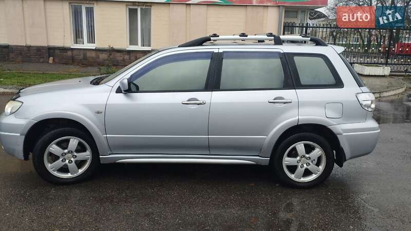 Позашляховик / Кросовер Mitsubishi Outlander 2007 в Полтаві