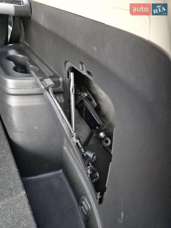 Внедорожник / Кроссовер Mitsubishi Outlander 2013 в Кривом Роге