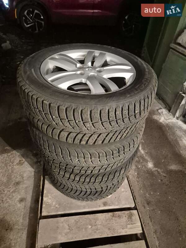 Внедорожник / Кроссовер Mitsubishi Outlander 2013 в Кривом Роге