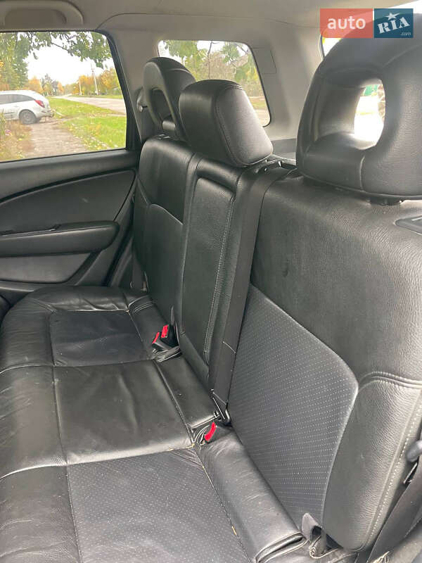 Внедорожник / Кроссовер Mitsubishi Outlander 2003 в Киеве фото 21 Внедорожник / Кроссовер Mitsubishi Outlander 2003 в Киеве