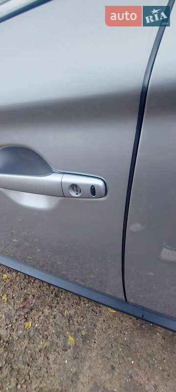 Внедорожник / Кроссовер Mitsubishi Outlander 2012 в Белгороде-Днестровском