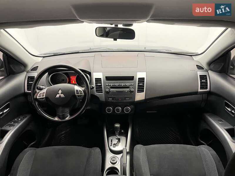 Внедорожник / Кроссовер Mitsubishi Outlander 2008 в Киеве фото 9 Внедорожник / Кроссовер Mitsubishi Outlander 2008 в Киеве