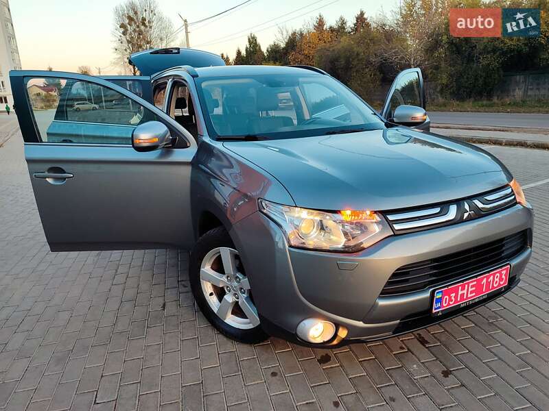 Mitsubishi Outlander 2013