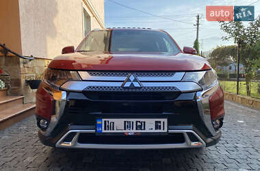 Внедорожник / Кроссовер Mitsubishi Outlander 2019 в Хмельницком