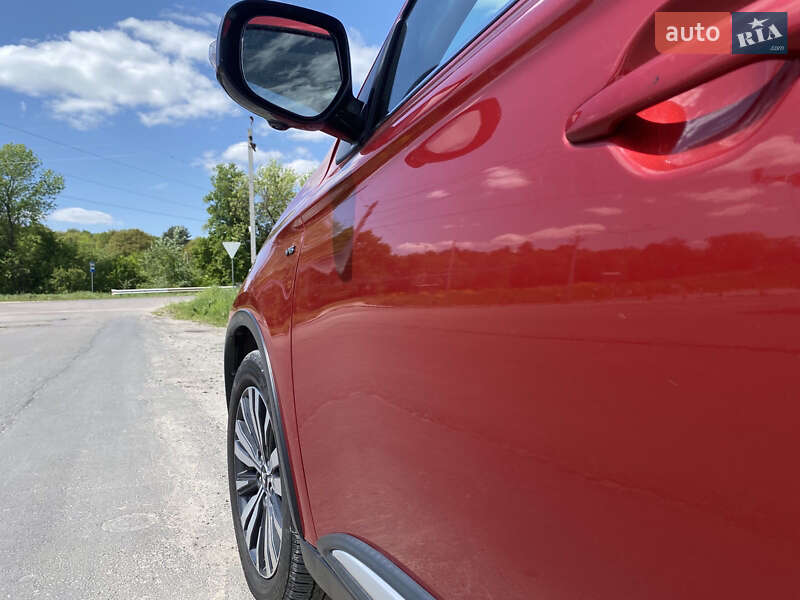 Внедорожник / Кроссовер Mitsubishi Outlander 2019 в Хмельницком фото 8 Внедорожник / Кроссовер Mitsubishi Outlander 2019 в Хмельницком