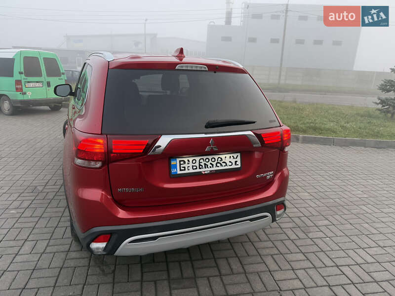 Внедорожник / Кроссовер Mitsubishi Outlander 2019 в Хмельницком фото 22 Внедорожник / Кроссовер Mitsubishi Outlander 2019 в Хмельницком