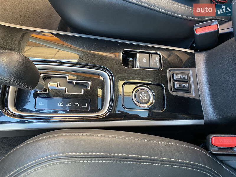 Внедорожник / Кроссовер Mitsubishi Outlander 2019 в Хмельницком фото 38 Внедорожник / Кроссовер Mitsubishi Outlander 2019 в Хмельницком