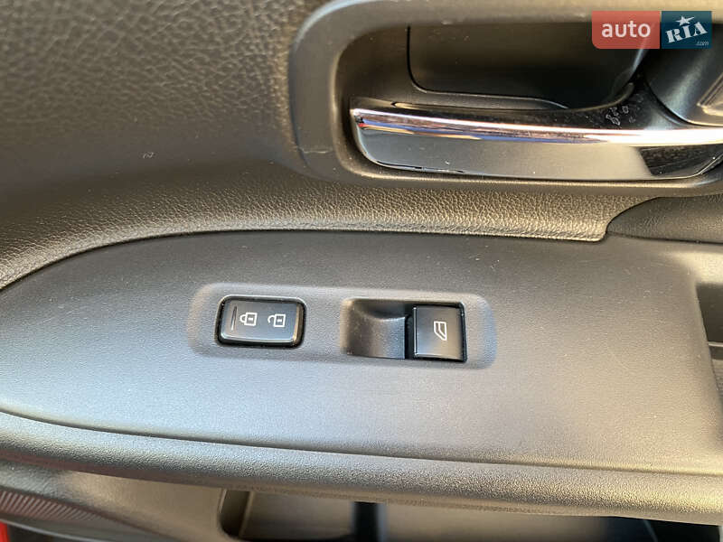 Внедорожник / Кроссовер Mitsubishi Outlander 2019 в Хмельницком фото 54 Внедорожник / Кроссовер Mitsubishi Outlander 2019 в Хмельницком