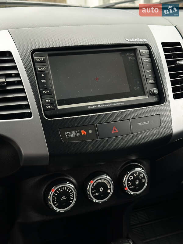 Позашляховик / Кросовер Mitsubishi Outlander 2011 в Бердичеві