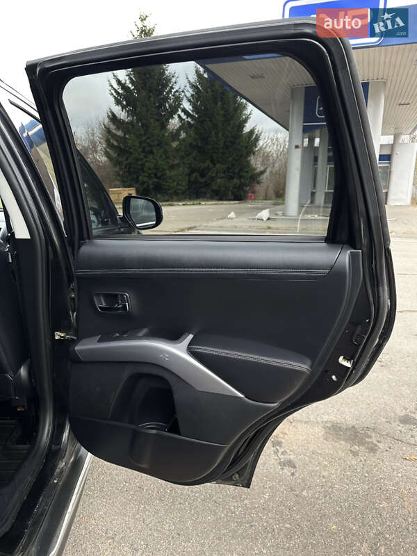 Позашляховик / Кросовер Mitsubishi Outlander 2011 в Бердичеві