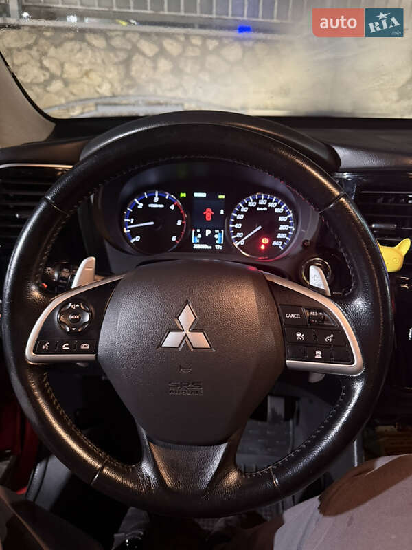 Внедорожник / Кроссовер Mitsubishi Outlander 2014 в Тернополе