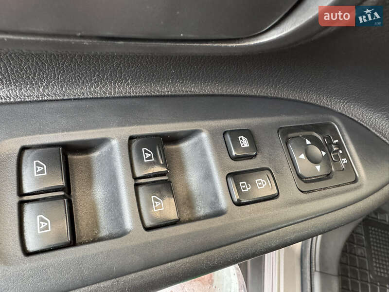 Внедорожник / Кроссовер Mitsubishi Outlander 2019 в Сумах фото 14 Внедорожник / Кроссовер Mitsubishi Outlander 2019 в Сумах