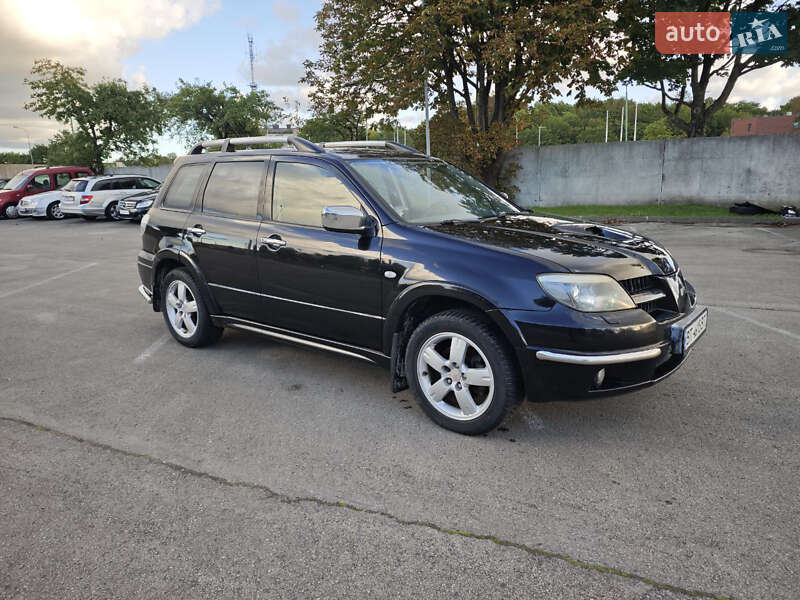 Внедорожник / Кроссовер Mitsubishi Outlander 2006 в Владимире фото 2 Внедорожник / Кроссовер Mitsubishi Outlander 2006 в Владимире