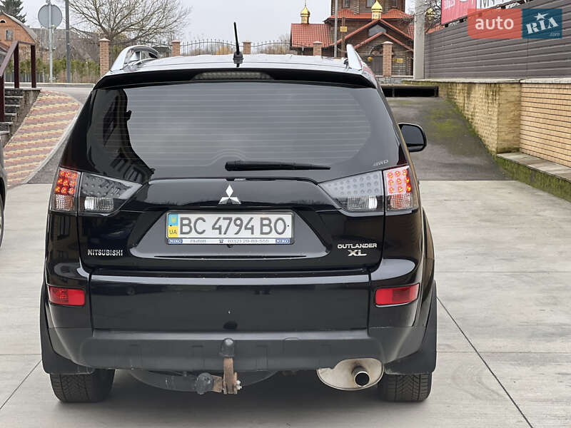 Внедорожник / Кроссовер Mitsubishi Outlander 2008 в Бердичеве фото 6 Внедорожник / Кроссовер Mitsubishi Outlander 2008 в Бердичеве