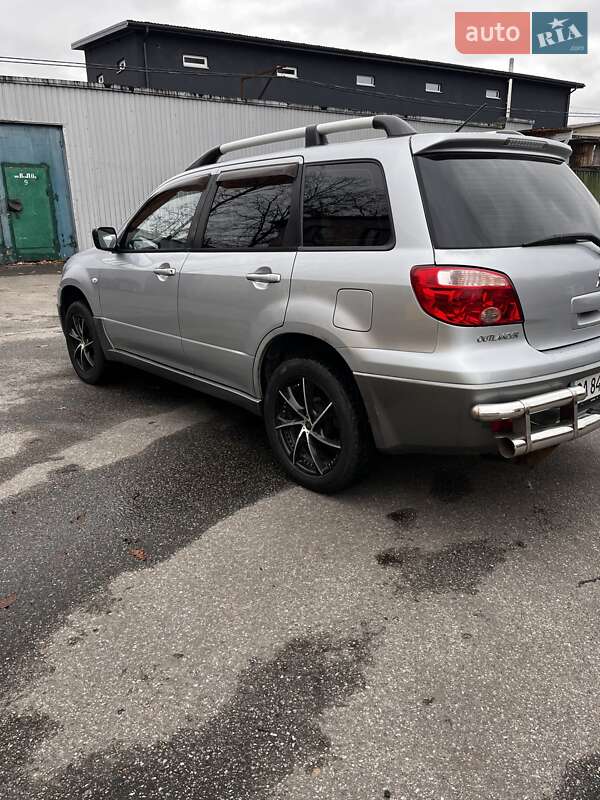 Внедорожник / Кроссовер Mitsubishi Outlander 2007 в Киеве фото 20 Внедорожник / Кроссовер Mitsubishi Outlander 2007 в Киеве