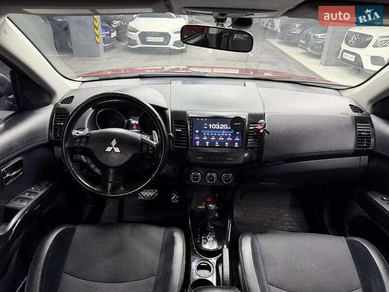 Позашляховик / Кросовер Mitsubishi Outlander 2011 в Одесі фото 12 Позашляховик / Кросовер Mitsubishi Outlander 2011 в Одесі