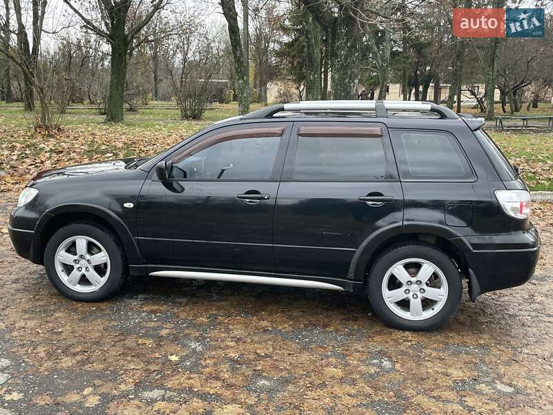Внедорожник / Кроссовер Mitsubishi Outlander 2007 в Чугуеве фото 7 Внедорожник / Кроссовер Mitsubishi Outlander 2007 в Чугуеве