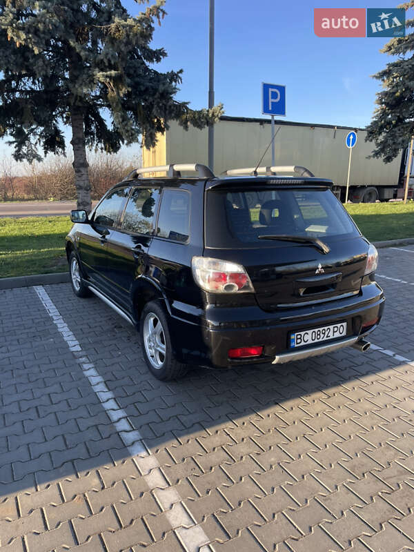 Позашляховик / Кросовер Mitsubishi Outlander 2008 в Буську