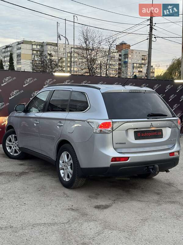 Позашляховик / Кросовер Mitsubishi Outlander 2012 в Сумах фото 8 Позашляховик / Кросовер Mitsubishi Outlander 2012 в Сумах