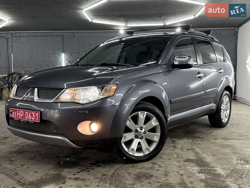 Позашляховик / Кросовер Mitsubishi Outlander 2008 в Кременці