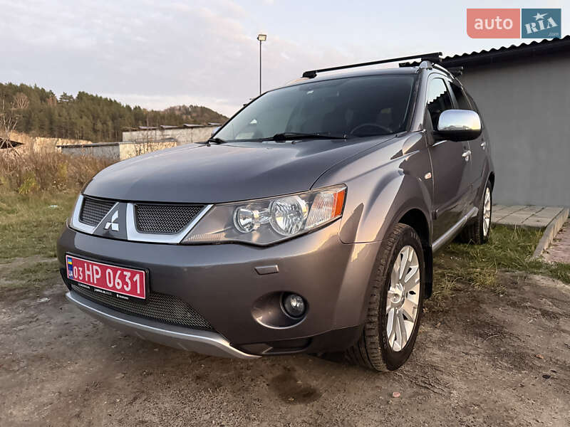 Позашляховик / Кросовер Mitsubishi Outlander 2008 в Кременці