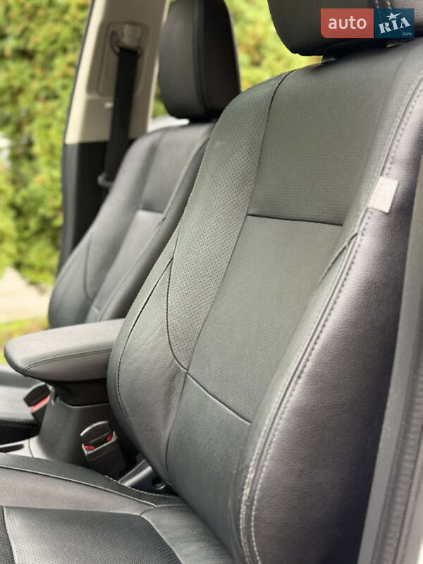 Внедорожник / Кроссовер Mitsubishi Outlander 2016 в Самборе фото 63 Внедорожник / Кроссовер Mitsubishi Outlander 2016 в Самборе