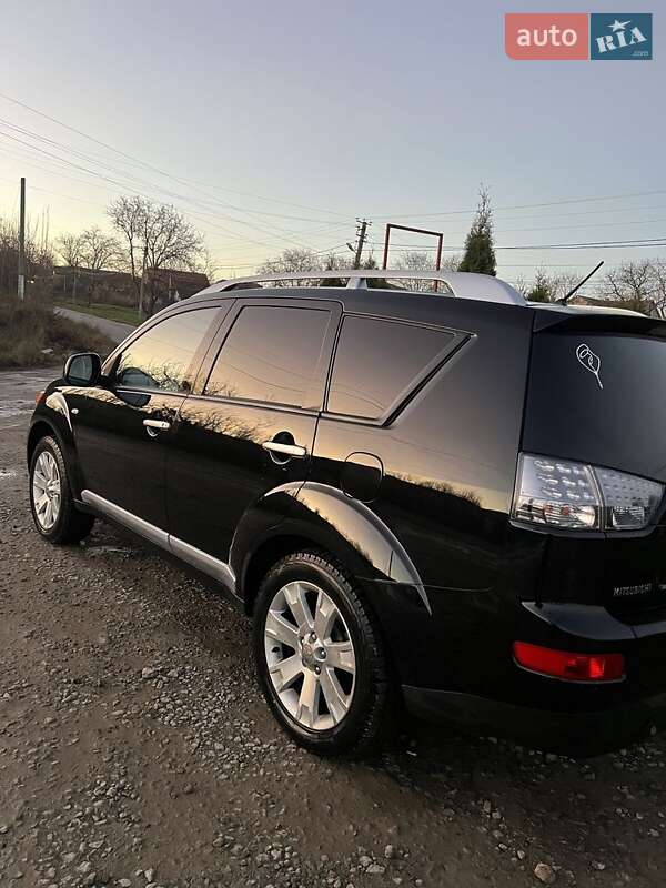 Позашляховик / Кросовер Mitsubishi Outlander 2008 в Чернівцях фото 14 Позашляховик / Кросовер Mitsubishi Outlander 2008 в Чернівцях