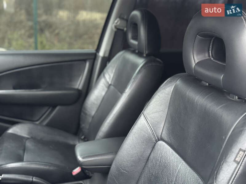 Внедорожник / Кроссовер Mitsubishi Outlander 2006 в Дрогобыче