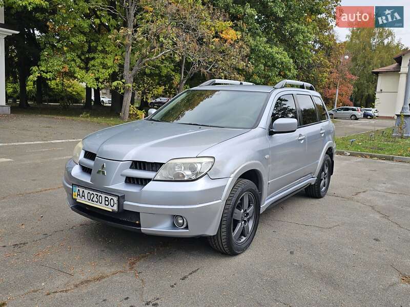 Внедорожник / Кроссовер Mitsubishi Outlander 2008 в Киеве фото 13 Внедорожник / Кроссовер Mitsubishi Outlander 2008 в Киеве