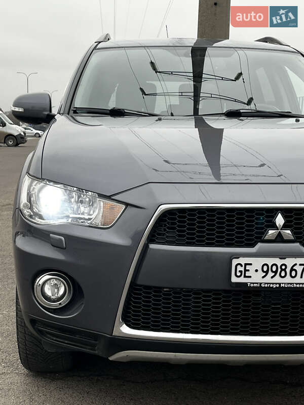 Внедорожник / Кроссовер Mitsubishi Outlander 2012 в Луцке фото 14 Внедорожник / Кроссовер Mitsubishi Outlander 2012 в Луцке