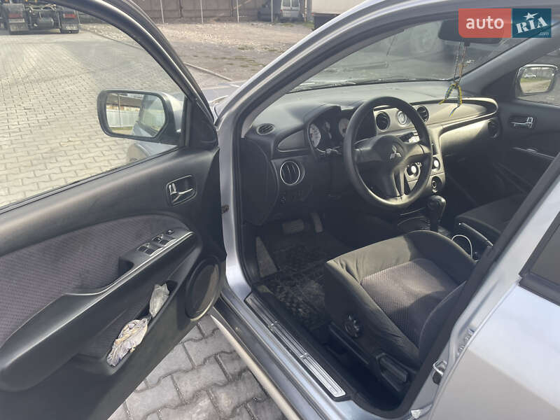 Внедорожник / Кроссовер Mitsubishi Outlander 2007 в Тернополе