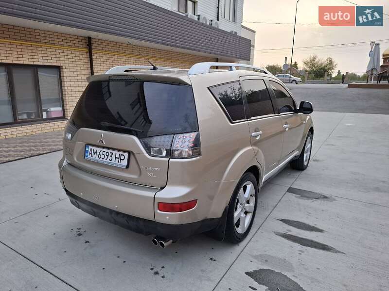 Внедорожник / Кроссовер Mitsubishi Outlander 2008 в Бердичеве