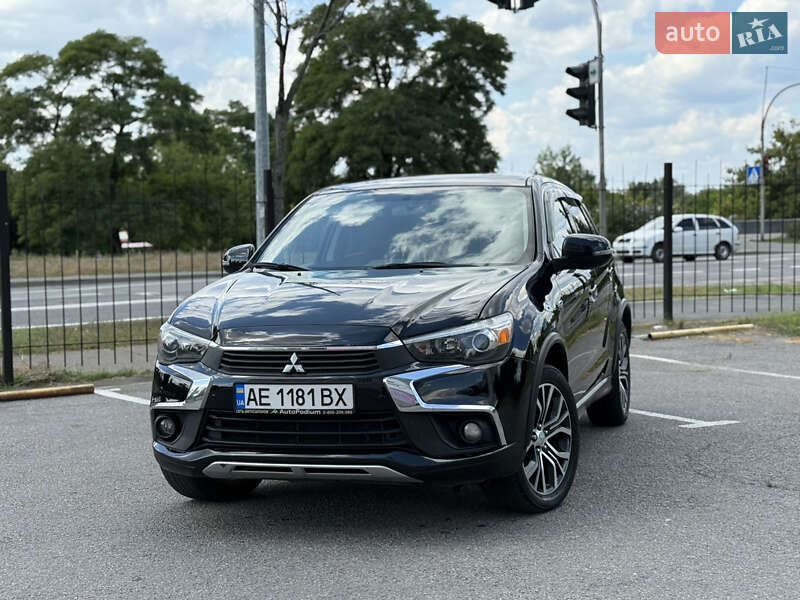 Внедорожник / Кроссовер Mitsubishi Outlander 2016 в Киеве фото 3 Внедорожник / Кроссовер Mitsubishi Outlander 2016 в Киеве