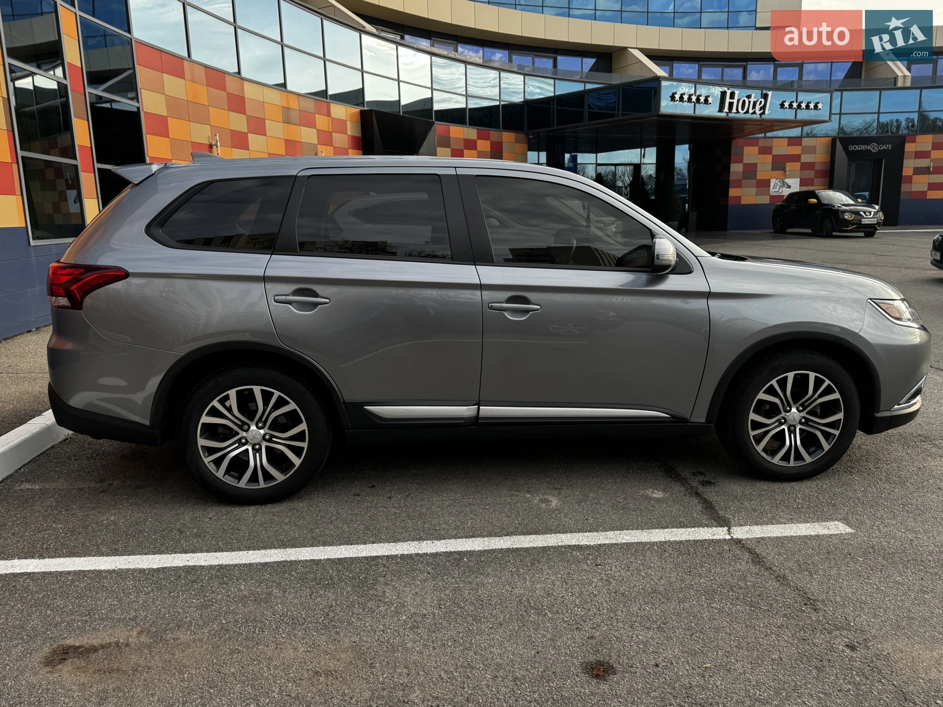 2017 Mitsubishi Outlander - мініатюра 11