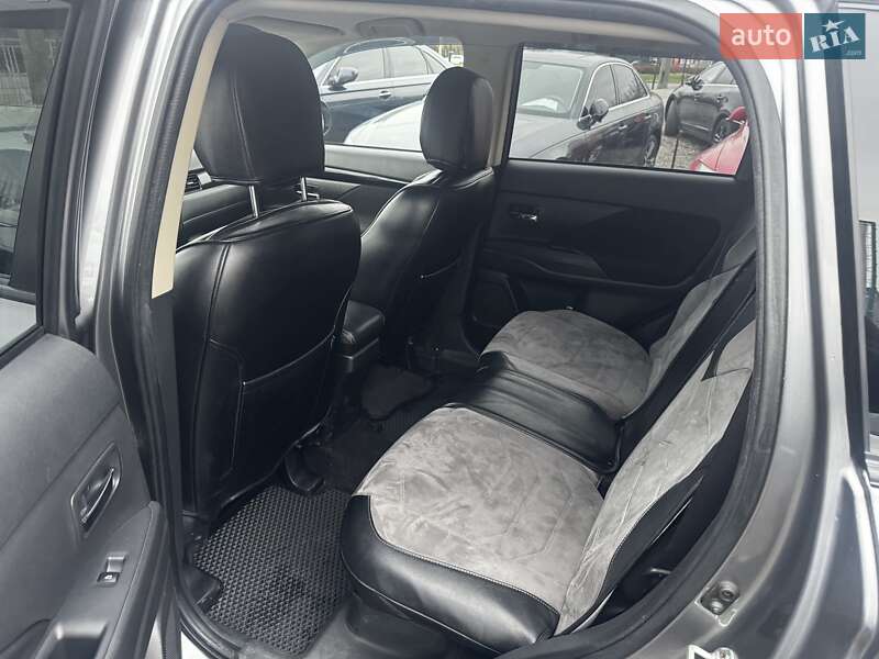 Внедорожник / Кроссовер Mitsubishi Outlander 2021 в Киеве фото 19 Внедорожник / Кроссовер Mitsubishi Outlander 2021 в Киеве