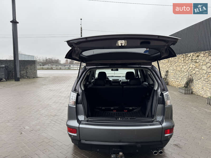 Внедорожник / Кроссовер Mitsubishi Outlander 2010 в Тернополе
