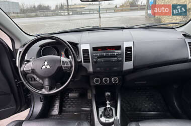 Внедорожник / Кроссовер Mitsubishi Outlander 2010 в Тернополе