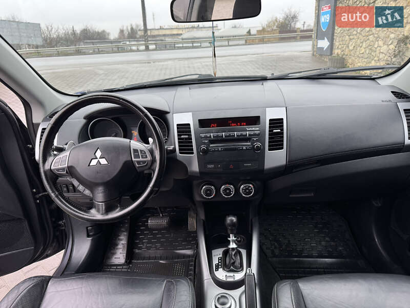 Внедорожник / Кроссовер Mitsubishi Outlander 2010 в Тернополе