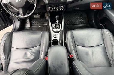 Внедорожник / Кроссовер Mitsubishi Outlander 2010 в Тернополе